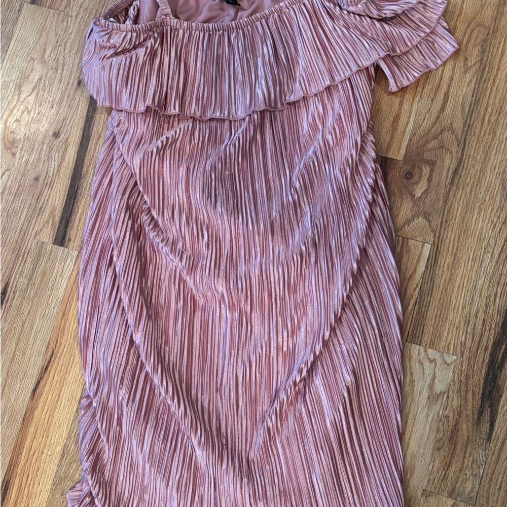 Pink Off-Shoulder Pleated Dress